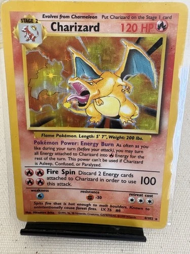 Wizards of the Coast Charizard 4/102 Base Set Holo Rare 120 HP English