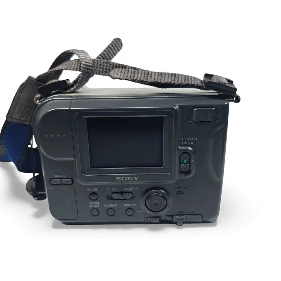 Sony Mavica MVC-FD75 0.4MP Digital Camera Retro Floppy Disk Digicam Bundle - Image 3 of 4