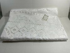 Hand made vintage 90" Round tablecloth cut-work Embroidered laced white NEW