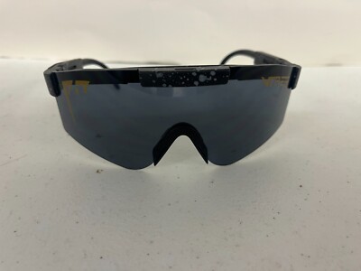 Generic Sunglasses BLACK FRAME with BLUE-GREY SPECS & BLACK LENSES(C01)