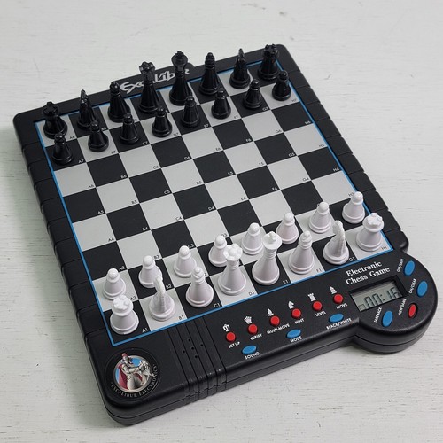 Pavilion Excalibur Deluxe Electronic Chess Game Magnetic Set Teach Mode 73 Level - Picture 3 of 13