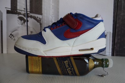 nike air revolution mid