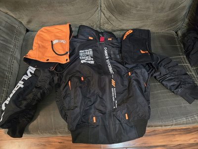 Brand New Machine56 MS-2 BOMBER FF14 Mens Large Brand New