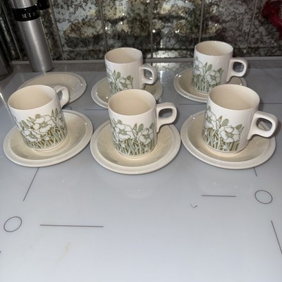 Vintage Hornsea Fleur Kaffeedosen & Untertassen - 5er Set plus 1 Ersatzuntertasse 70er Jahre