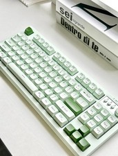 Gradually Changing Green Silent Keyboard, Suitable For Office Use And Gaming