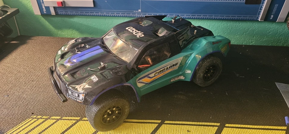 Traxxas Slash 2WD 1/10 - Image 2 of 4