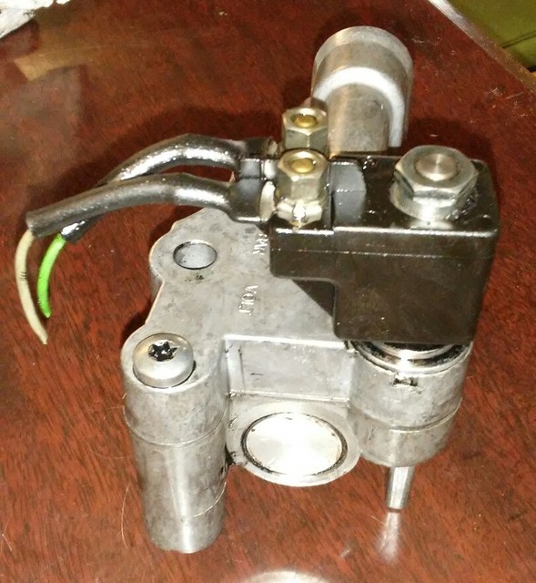 20508916 12v volvo