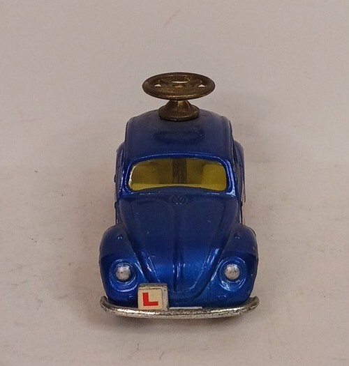Corgi Toys Volkswagon VW Beetle 1300 Saloon Vintage 1:43