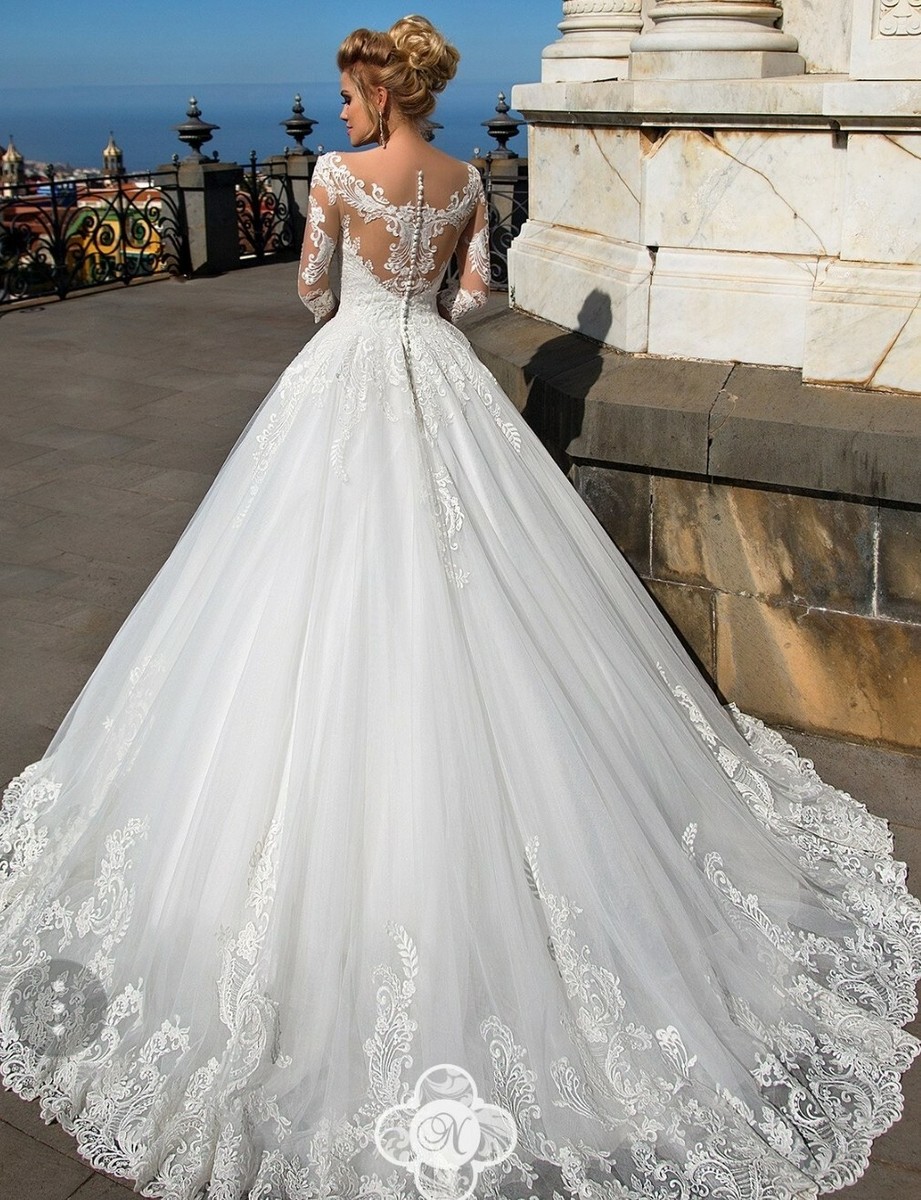 Elegant Fairytale Ball Gown Wedding Dress With Long Sleeves Lussano Wedding  Dress