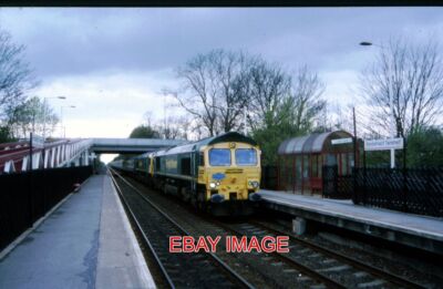 ORIGINAL 35mm SLIDE CLASS 66 LOCO NO 66612 FORAH RAIDER AT PONTEFACT TANSHELF ST