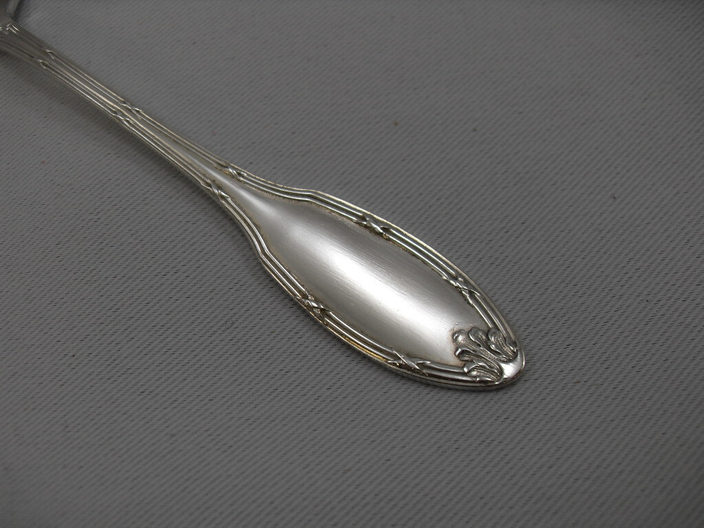 Cuillère à Entremets Argentée Saglier Frère & Cie – Modèle Louis XV – Métal
