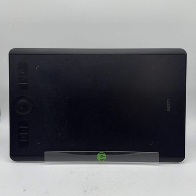 Wacom Intuos Pro Graphics Tablet PTH660