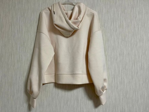 Extreme Cashmere Women's Sweater, Size M, Casual Design