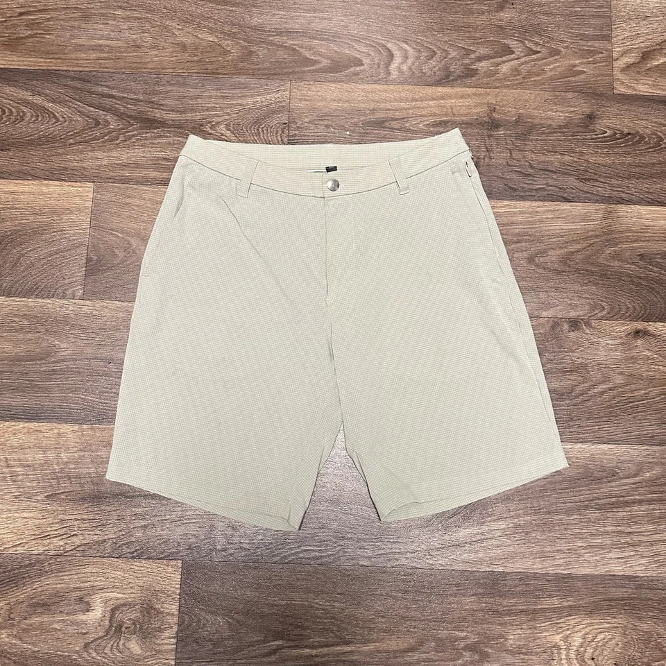 Pantalones Cortos Lululemon Para Hombre Talla: 32 Commission Clásicos Beige Ventlight Chinos 9" * Foto 2 de 4
