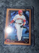 2025 Topps Series 2 Cincinnati Reds Gavin Lux Gold /2025 🔥