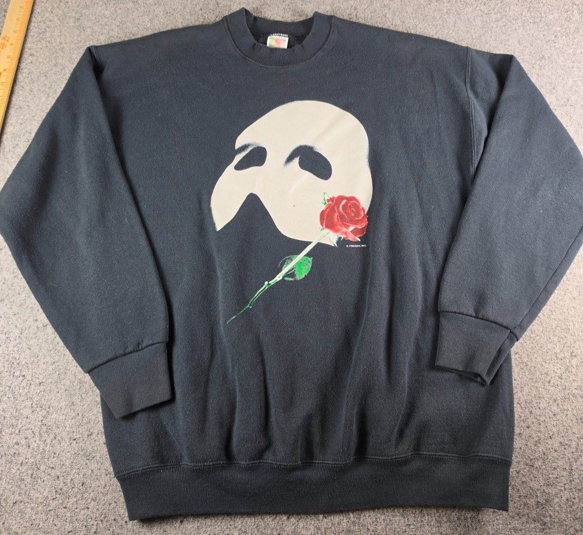 Vintage The Phantom Of The Opera Sweatshirt Black Mens Sz XL Glows