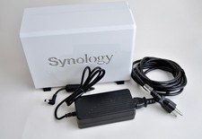 Synology DS215j Disk Station 2 alloggiamenti di archiviazione collegata in rete con 2 HDD da 2 TB