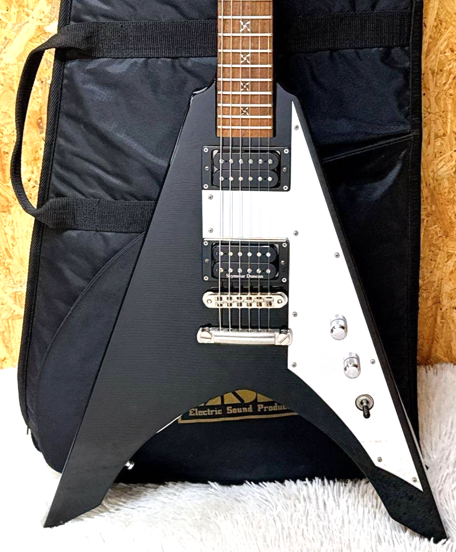 LTD by ESP NINJA-600 Flying-V Guitar Black ARCH ENEMY Michel Amott