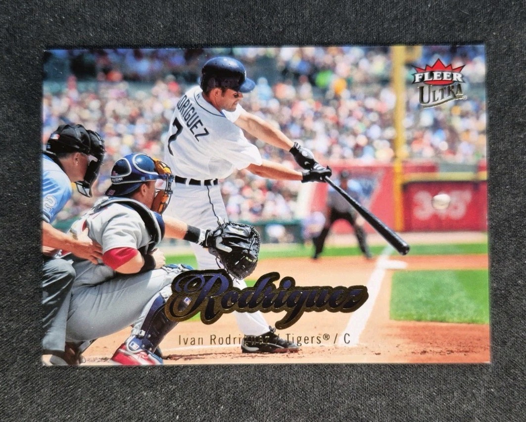 IVAN RODRIGUEZ 2007 Fleer Ultra GOLD /999 Tigers HOF #62 Pudge
