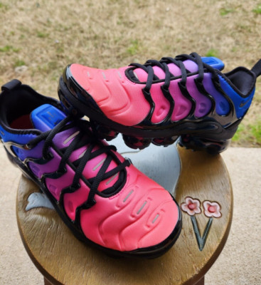 air vapormax plus racer blue