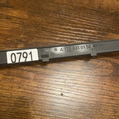  MERCEDES-BENZ SLK230 DASHBOARD  VENT  OEM A 1708310159 LEFT  0791