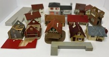 Lot Of Ho Buildings - Houses, Signal Tower And Ramps