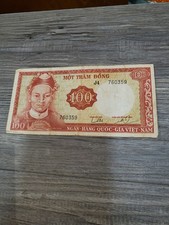 South Vietnam 100 Dong ND 1966 P 19 b Crisp but AUnc Little Tone