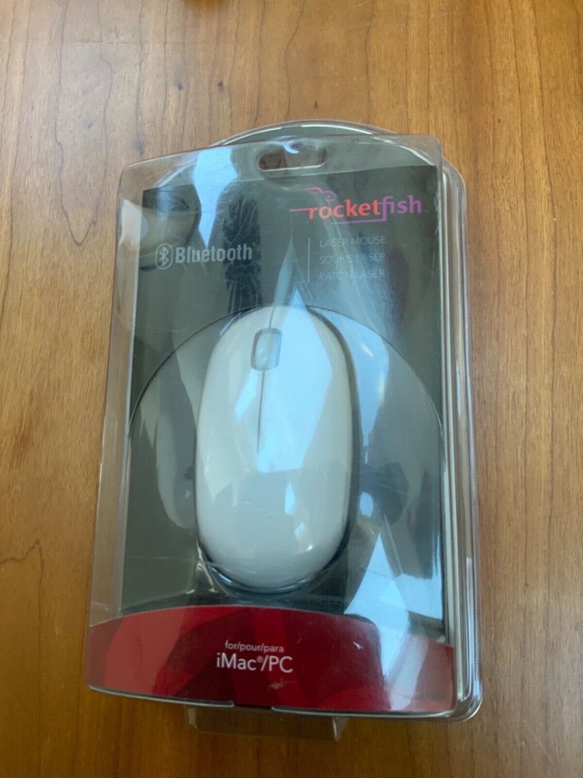 Rocketfish Bluetooth Wireless Laser Mouse for Macbook / Pc New in package 