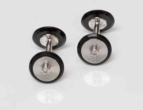 Van Cleef & Arpels VCA Diamond Onyx 18K Gold Cufflinks