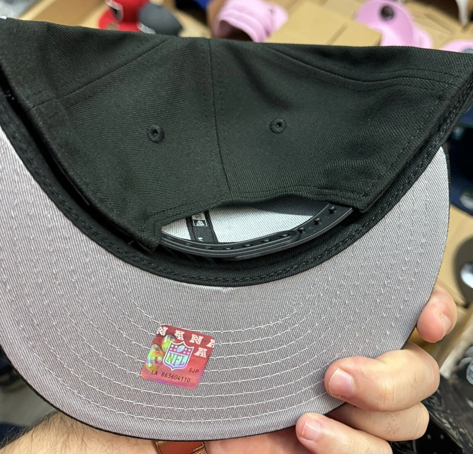 拉斯维加斯突袭者队 9Fifty SnapBack 帽子糖头骨黑色白色 — 第 3/3 张图片