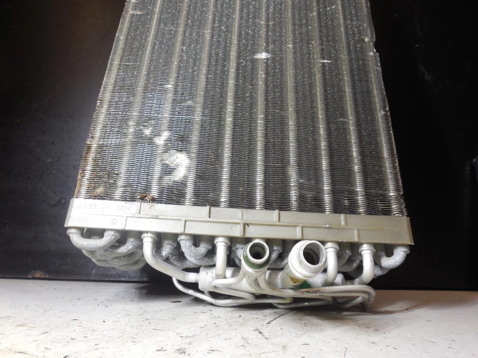 1997-2000 Mercedes-benz C230 C280 W202 Evaporator 9000915 - Image 2 of 4