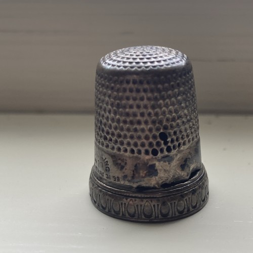 Antique May 31 1898 Priscilla Teardrop John Simons Sterling Silver Thimble