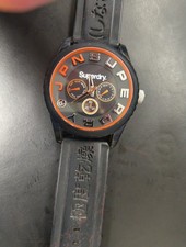 Superdry Orologio Casual SYL273B - Cinturino In Silicone Con Dettagli Glitter, Eleganza Moderna