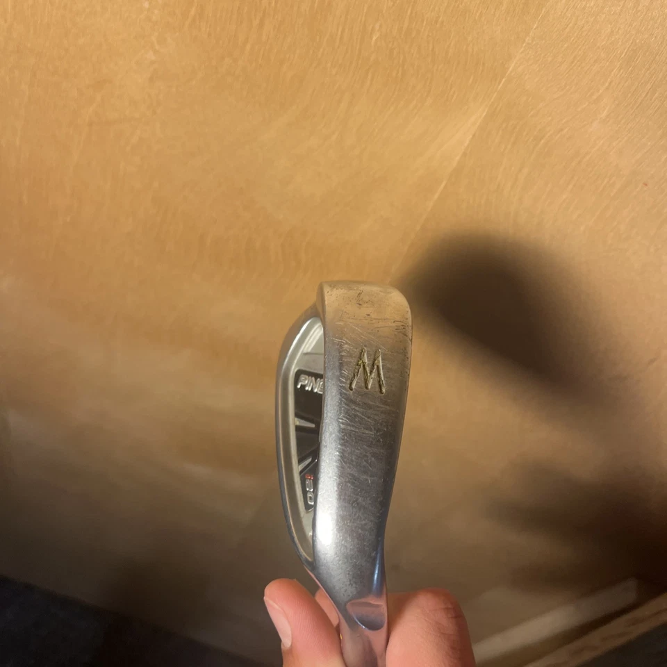 Cuña de lanzamiento Ping I20 Pw acero varilla flexible regular punto amarillo diestro golf Foto 3 de 4