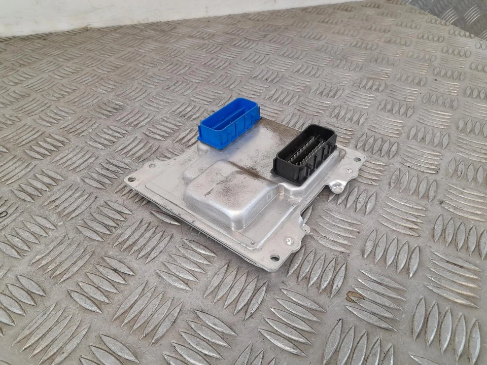 Vauxhall Viva Mk4 2015-2021 Engine Ecu 12672608 - Image 3 of 4