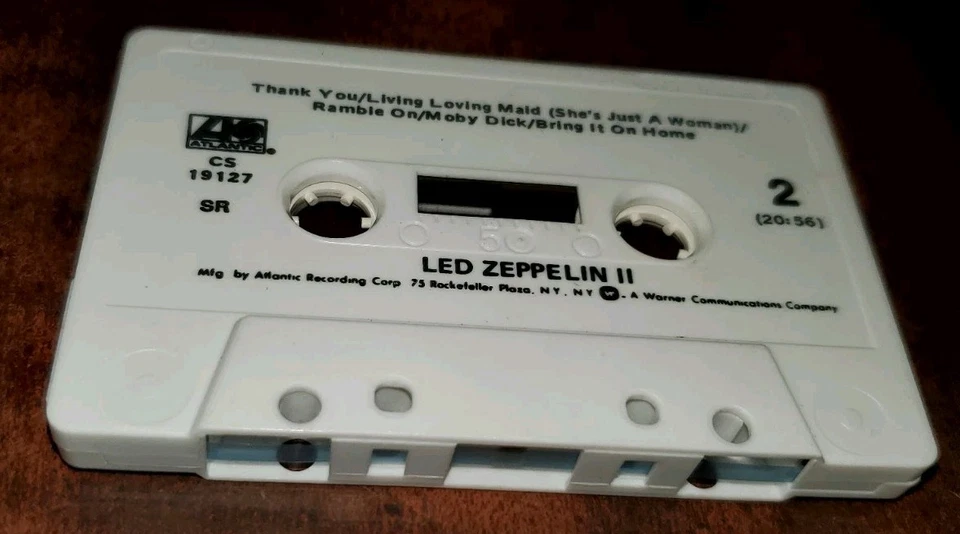 Led Zeppelin II (Cassette 1969 Atlantic Records)  - Image 4 of 4