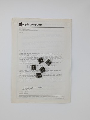 Apple III Ersatz Tastenkappen mit UK Pfund + Händlerbrief + andere Werbung