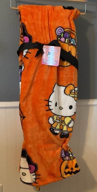 Hello Kitty Halloween Throw Blanket  60" x 70" Orange & Black