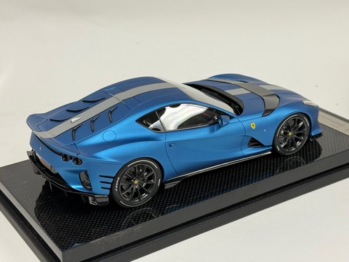 1/18 Ferrari 812 Competizione Matte Blue Carbon Base model # 1 of 29 SE1022 - Picture 4 of 9