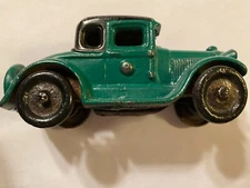 VINTAGE 1920s  A.C. WILLIAMS CAST IRON COUPE WITH METAL WHEELS 4 1/4 INCHES LONG