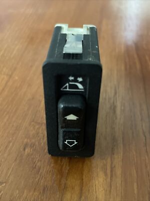 BMW E36 3 SERIES CONVERTIBLE ROOF SWITCH BUTTON 95-99 OEM HELAG 