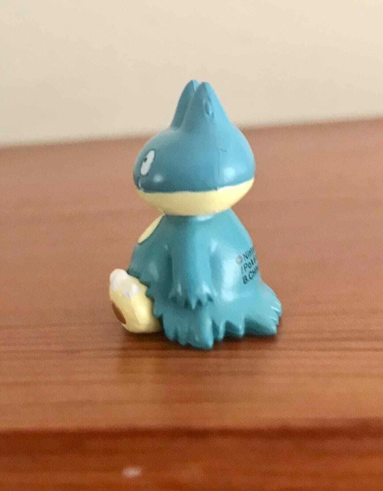 Pokemon Full Color Advance Pokedex Munchlax 3cm Figure Gashapon Bandai Toy 2004 - Image 3 of 4