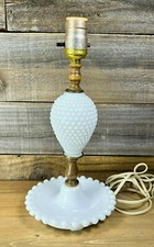 Vintage White Milk Glass Table Lamp Hobnail Bedside Night Stand Dresser