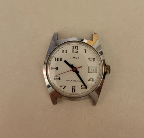 VINTAGE TIMEX WATCH CLASSIC WHITE DIAL RED SECOND HAND & DATE WINDOW WORKS RUNS