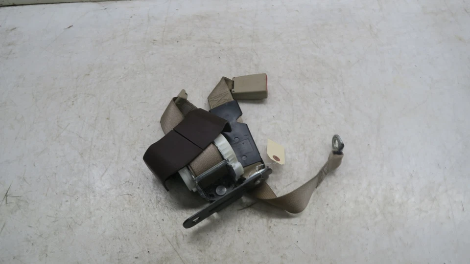 Ram 1500 2014-2018 OEM retractor de cinturón de seguridad central trasero Foto 2 de 4