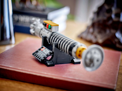 Lego Star Wars Luke Skywalker's Lightsaber 40730 Display Set