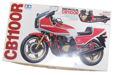 【当時物・希少】TAMIYA CB1100R 1/6スケール Honda Tamiya 1/6スケール CB1100R 【当時物・希少】TAMIYA CB1100R r