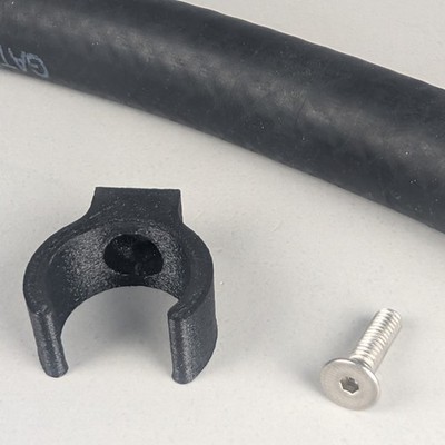 Heater Hose Single Line Black Mount for 1/2'' Hose with Stainless Steel Hardware