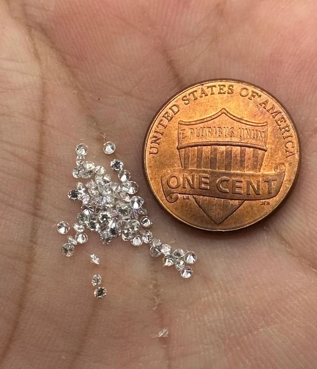 Diamante coltivato in laboratorio taglio rotondo da 2 mm VS + diamante creato... - Immagine 3 di 3