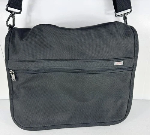 Tumi 26091D4 Nylon Shoulder Bag Business Casual Laptop Bag Expandable